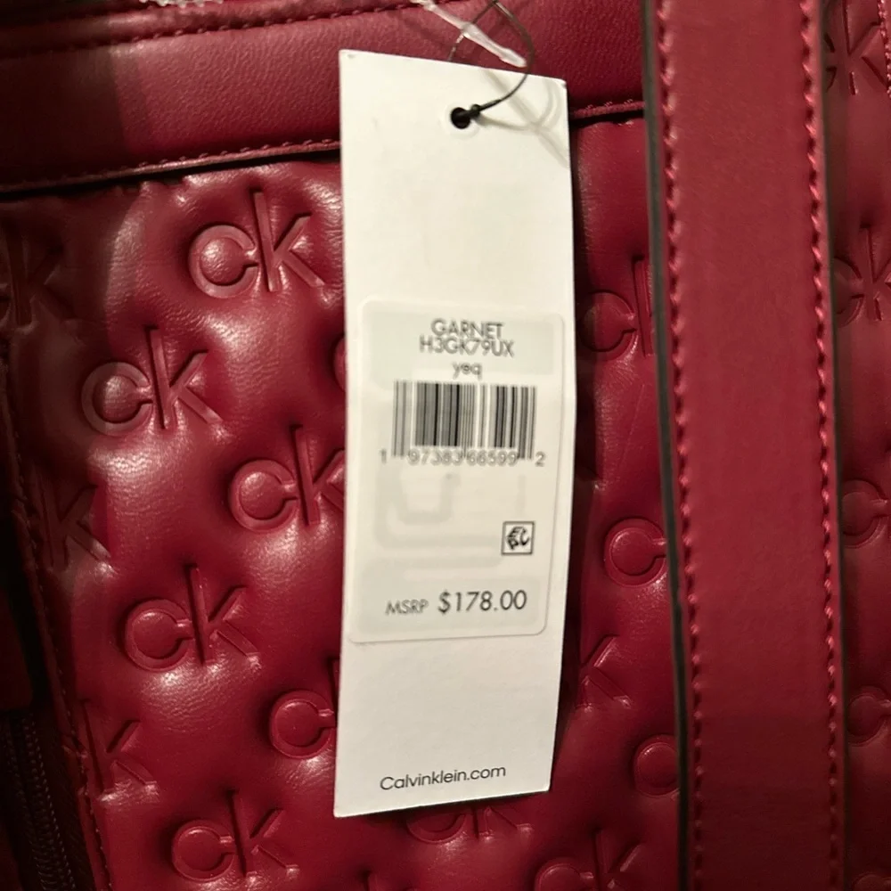 Calvin Klein Red Quilted Backpack-tags Removed - Picture 3 of 10